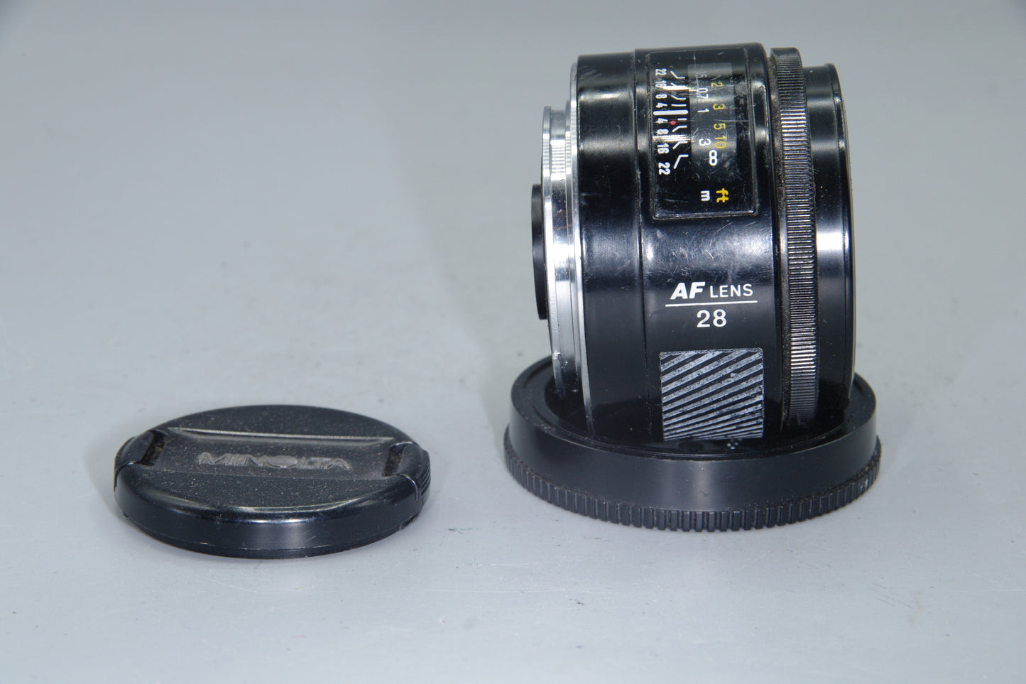 Minolta AF 28mm f/2.8 Lens – A-Mount – Very Good Condition