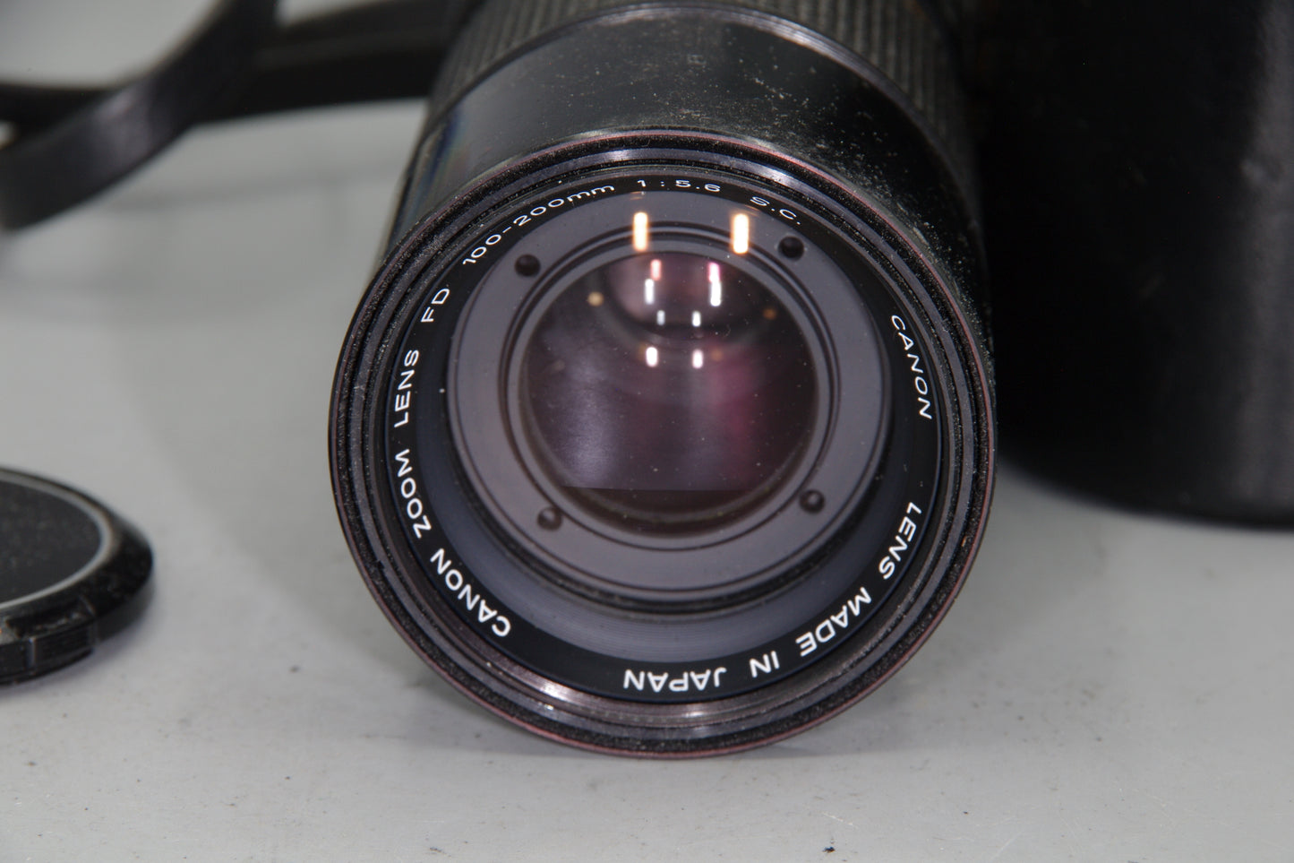 Canon FD 100–200mm f/5.6 S.C. Lens – Excellent Condition