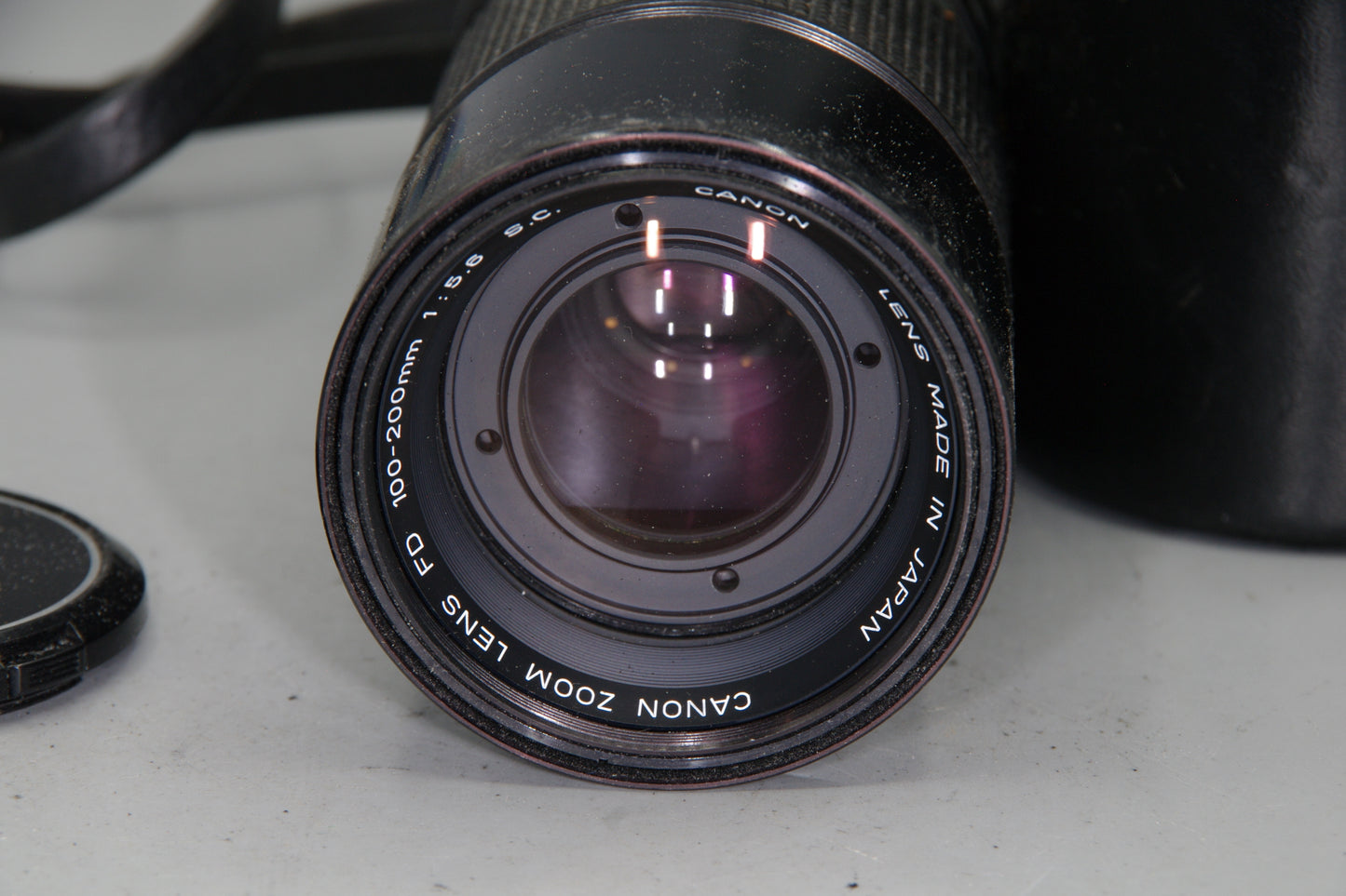 Canon FD 100–200mm f/5.6 S.C. Lens – Excellent Condition