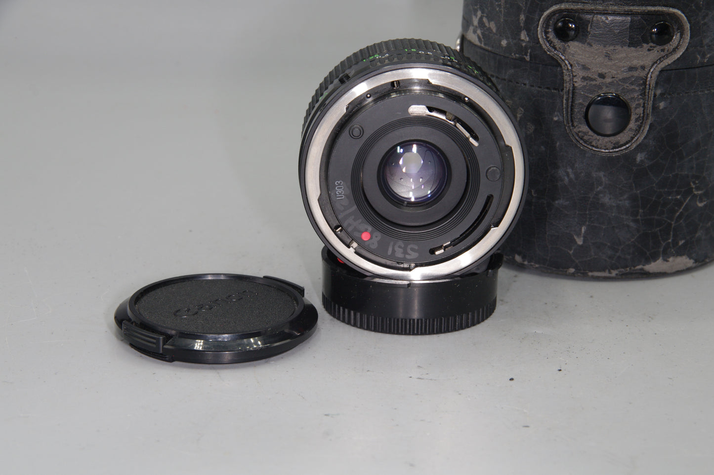 Canon FD 24mm f/2.8 Wide-Angle Lens – Excellent Condition with Caps
