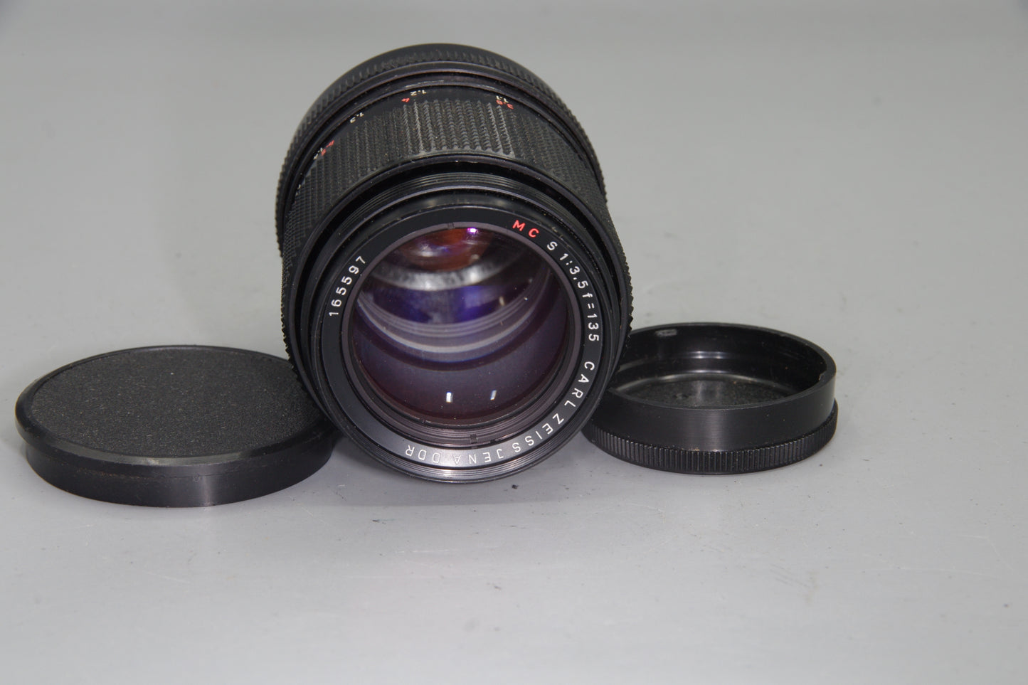 Carl Zeiss Jena DDR 135mm f/3.5 M42 Lens – Very Good Condition