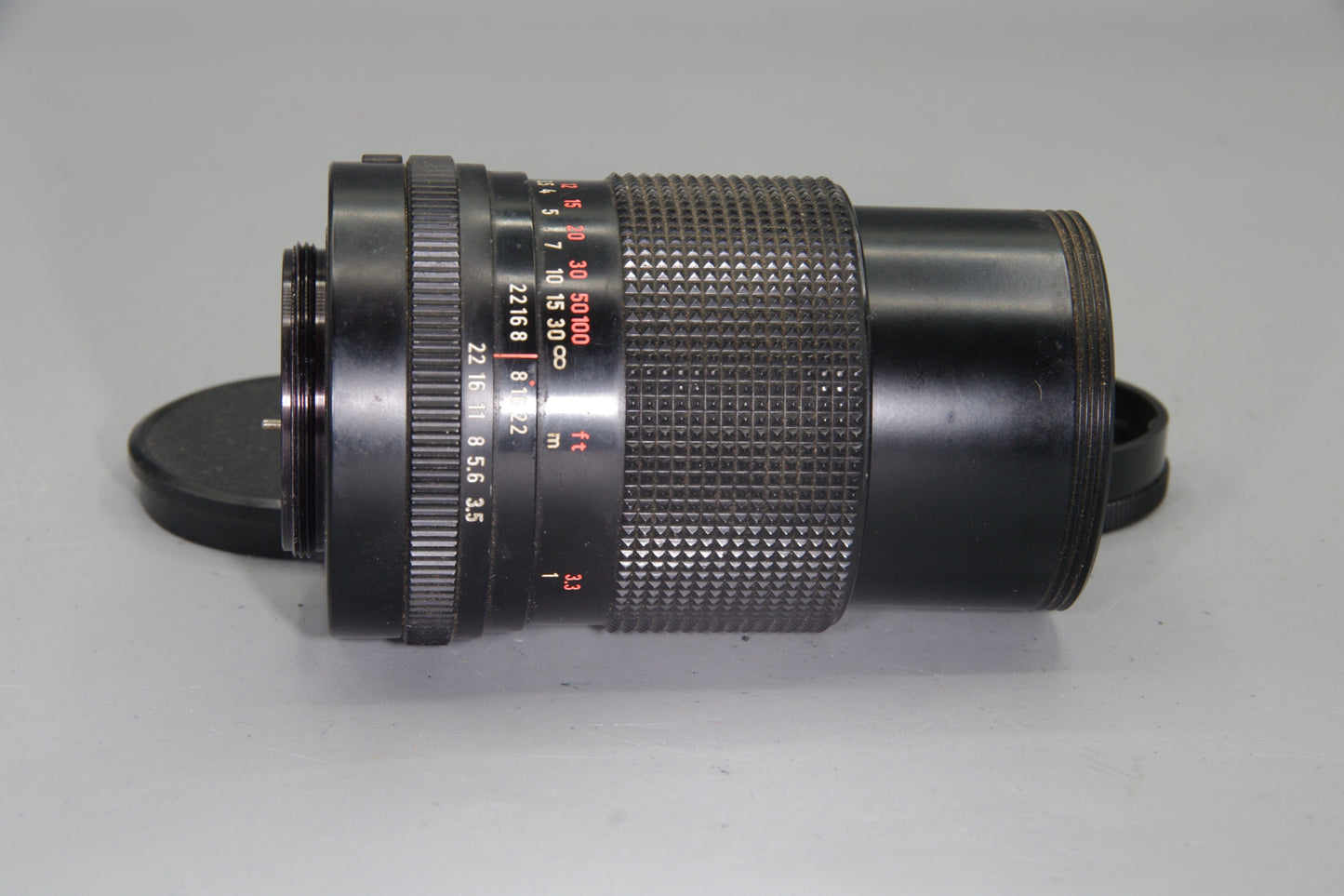 Carl Zeiss Jena DDR 135mm f/3.5 M42 Lens – Very Good Condition