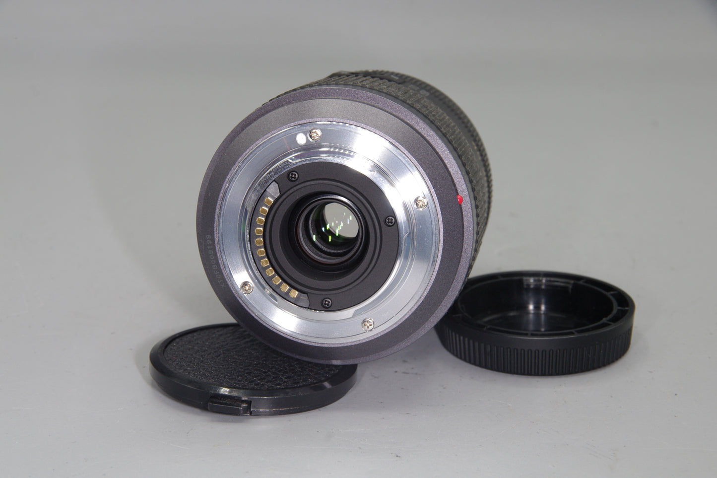 Lumix G Vario 45-200mm F/4.5-5.6 Mega O.I.S. M4/3 Lens - Excellent