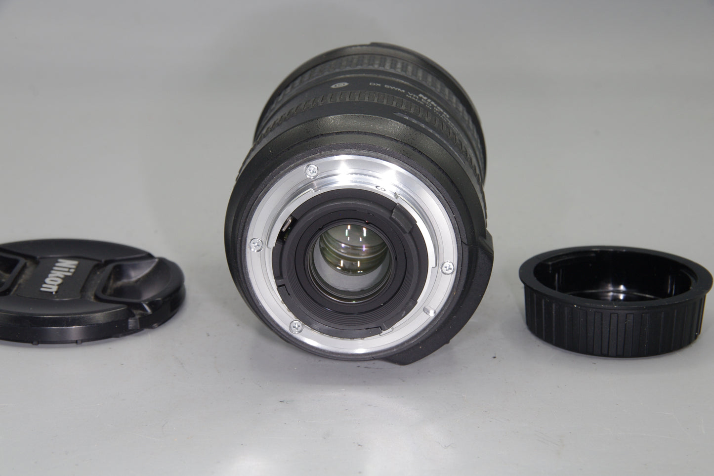 Nikon AF-S 18–200mm f/3.5–5.6GII ED VR Lens – Very Good Condition