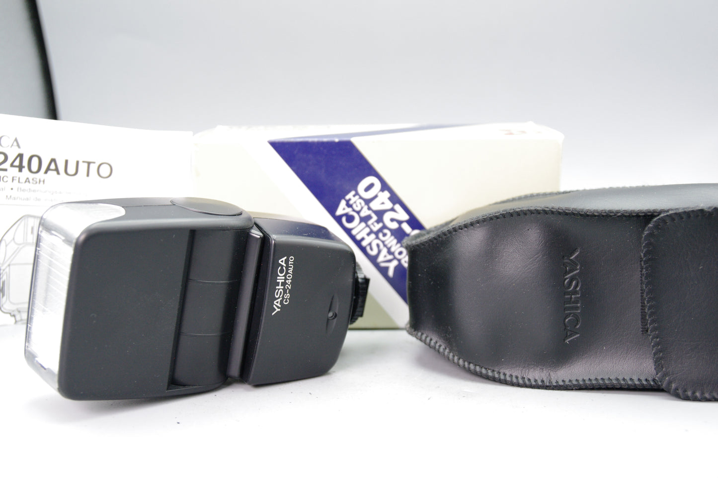 Yashica CS‑240 Auto Flash Boxed with Case and Foot – Very Good