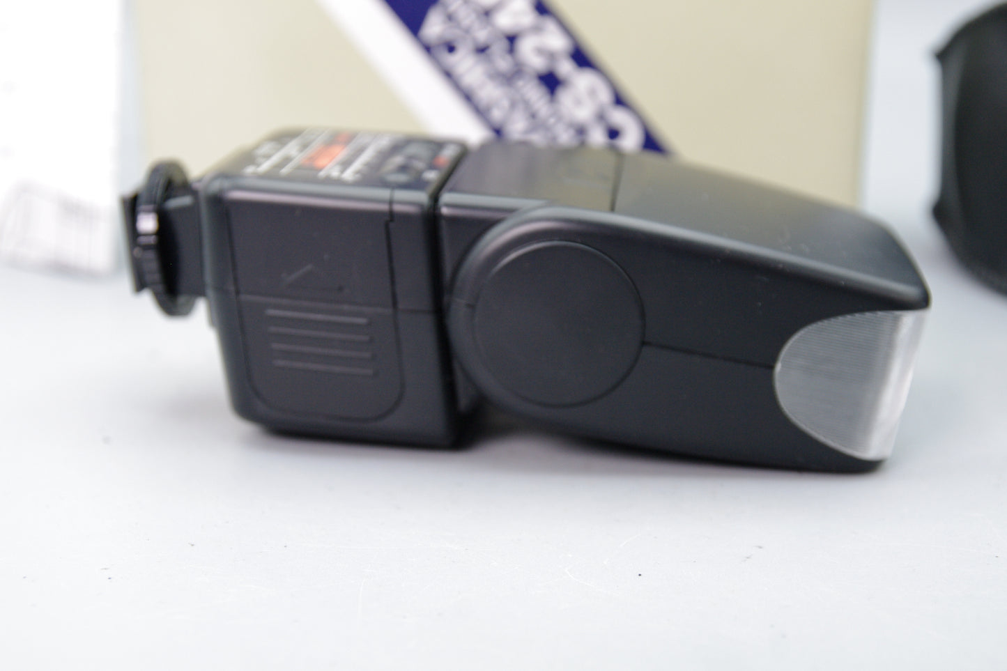 Yashica CS‑240 Auto Flash Boxed with Case and Foot – Very Good