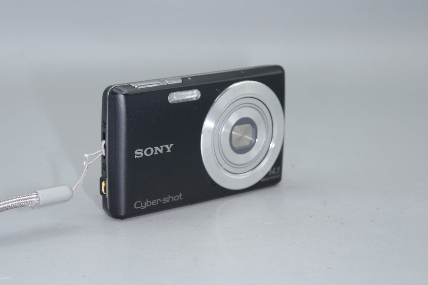 Black Sony Cybershot DSC-W620 14.1MP Compact Camera - Excellent