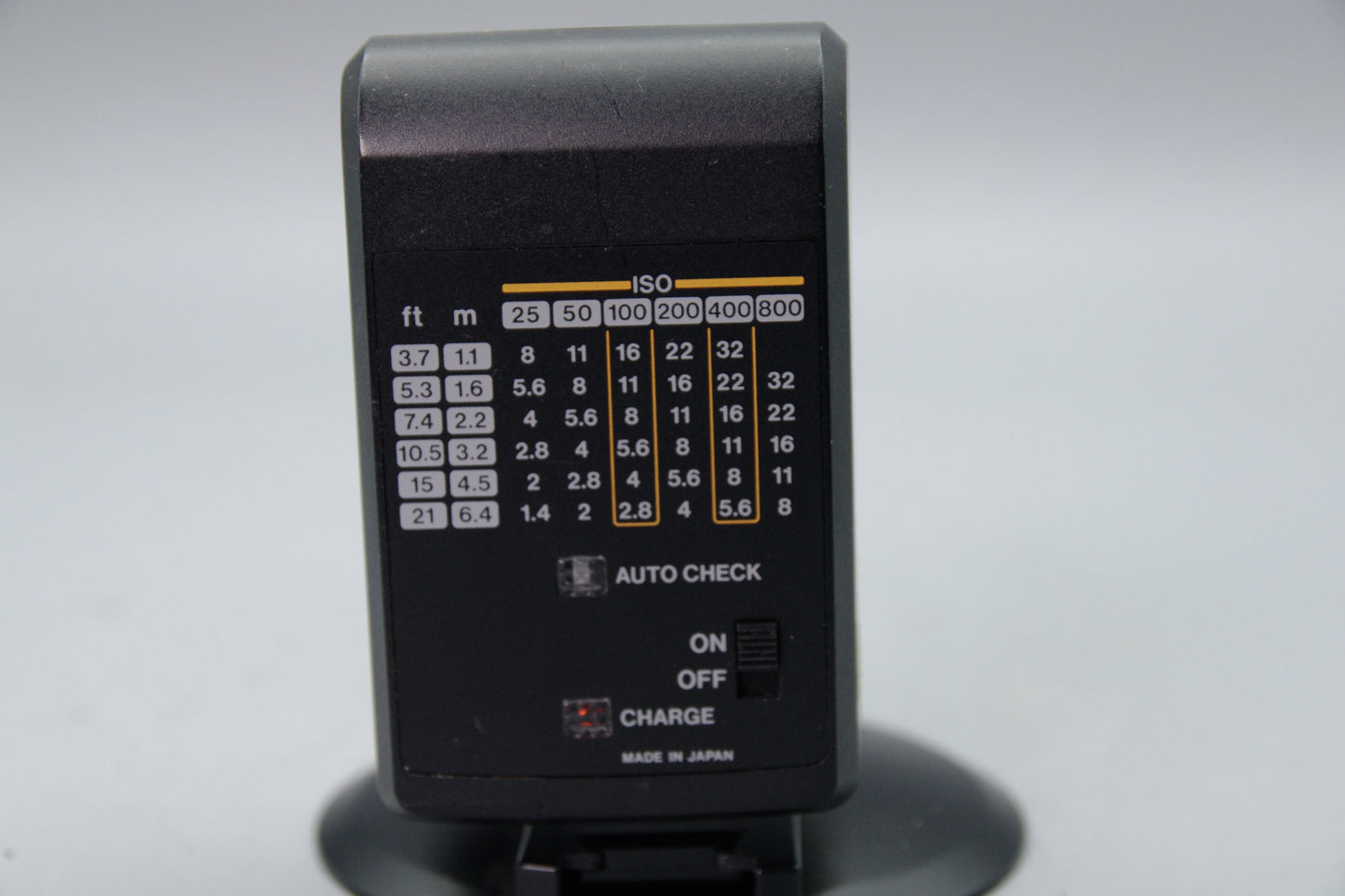 Olympus T‑18 Flash Unit for OM Series Cameras – Very Good Condition