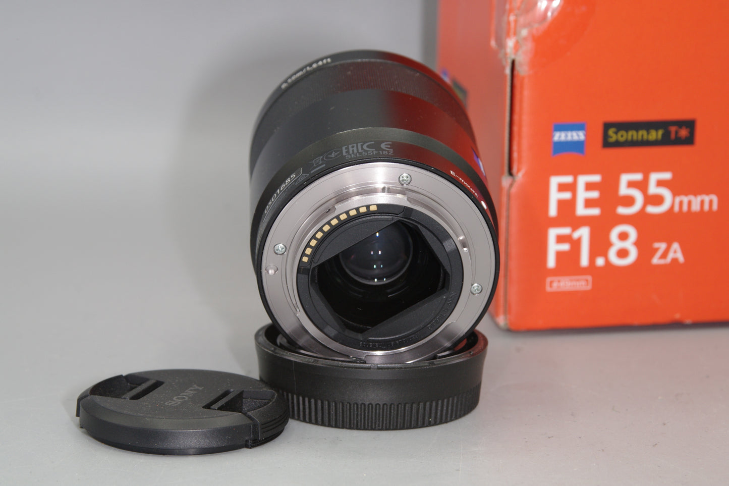 Boxed Sony Zeiss Sonnar T* FE 55mm F/1.8 ZA SEL55F18Z E Mount Lens - Nr Mint