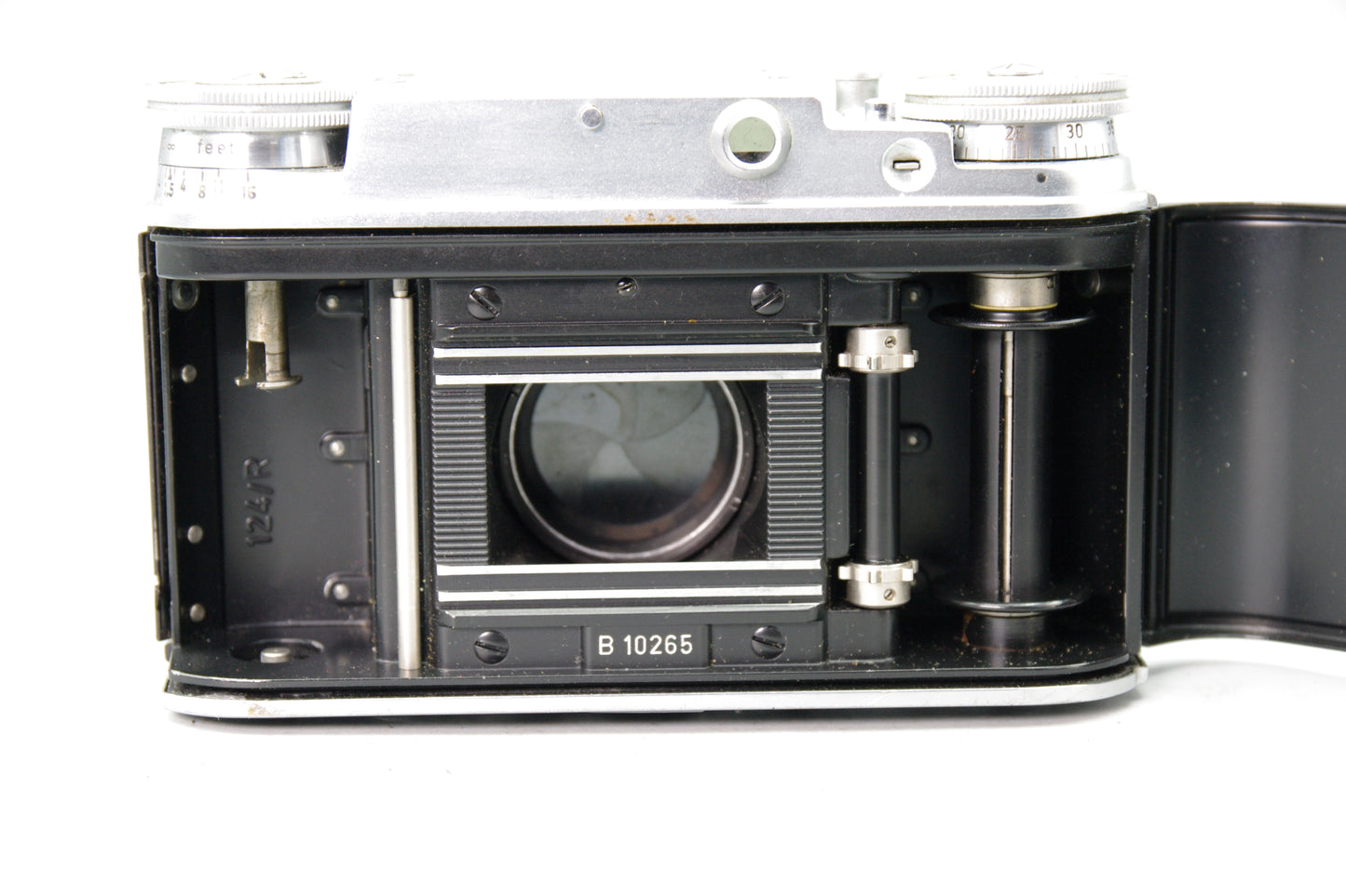 Voigtlander Prominent 35mm Rangefinder Camera + 50mm F2 Ultron Lens Tested