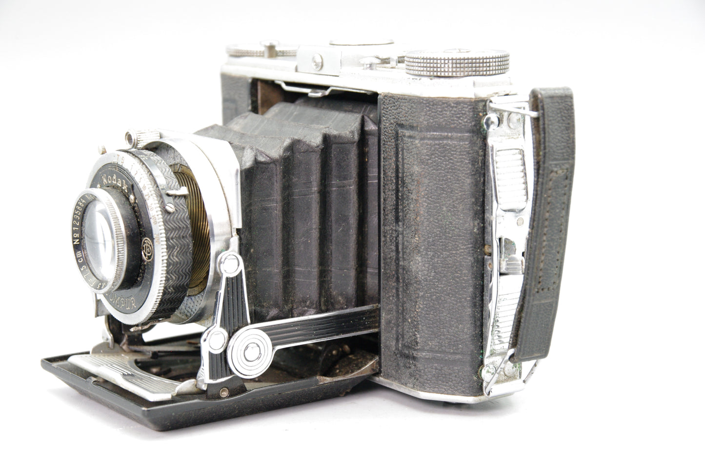 Kodak Duo 620 Folding Camera – 75mm f/3.5 Kodak Anastigmat Lens – Series II