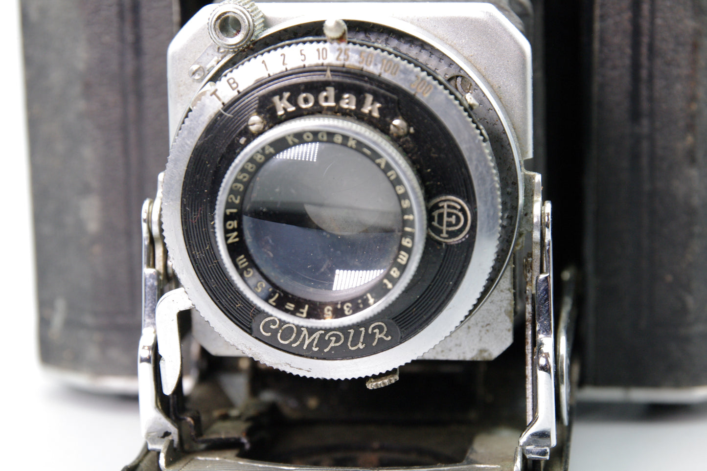 Kodak Duo 620 Folding Camera – 75mm f/3.5 Kodak Anastigmat Lens – Series II