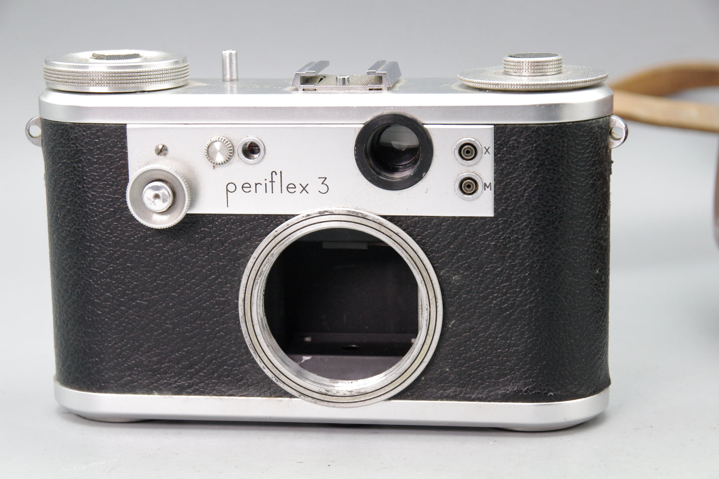 Corfield Periflex 3 35mm Camera with Case – Shutter Jammed – Fair