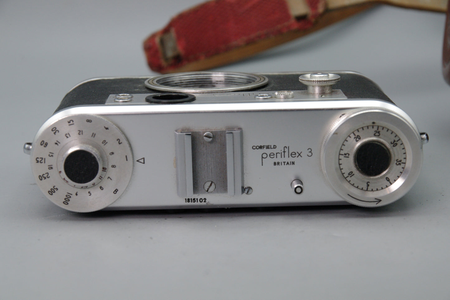 Corfield Periflex 3 35mm Camera with Case – Shutter Jammed – Fair