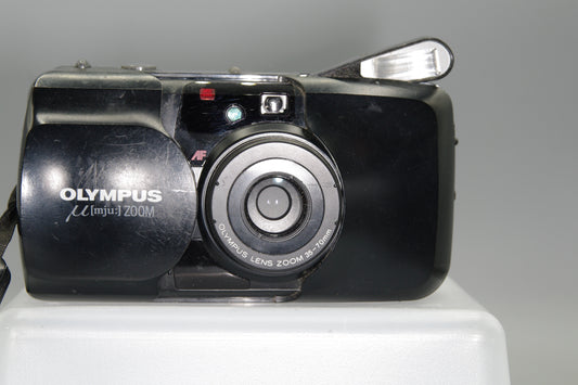 Olympus MJU Zoom  Compact Camera with 35-70mm Lens