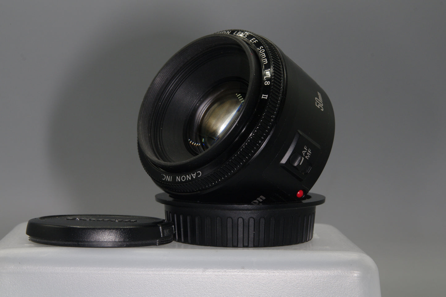 Canon 50mm F/1.8 II USM Lens EF Mount Lens with both caps