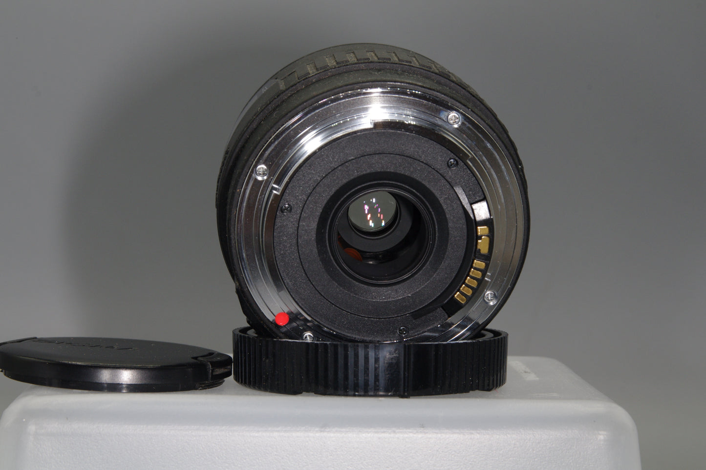 Sigma 35-80mm F/4-5.6 DL AF Zoom Lens with Caps - Canon EF Mount