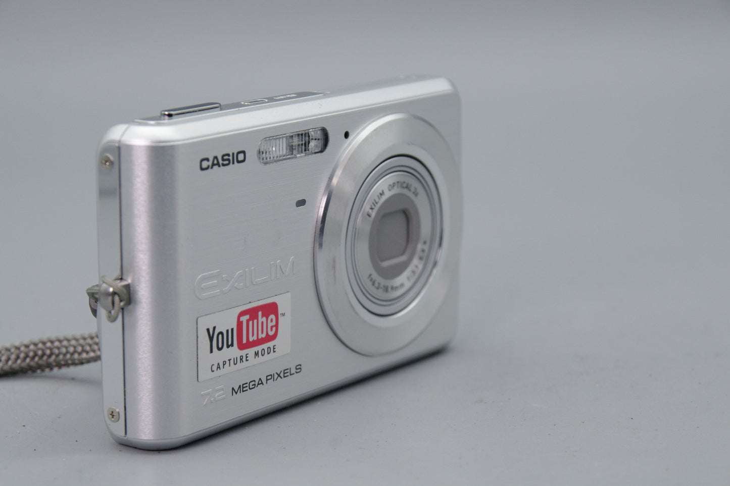 Casio Exilim EX‑Z15 7.2MP Compact Digital Camera – VGC