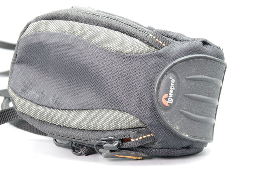 Lowepro Apex 30 AW Camera Case Very Good Condition Compact Protective Bag