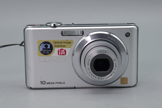 Panasonic Lumix FS62 Digital Camera – 10MP Compact – Tested, Very Good