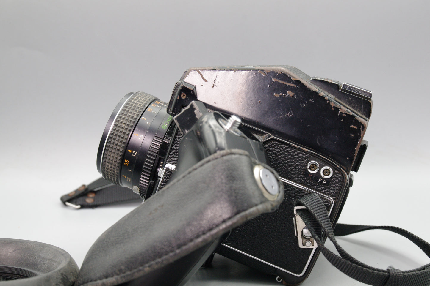 Mamiya M645 1000s with 80mm f/2.8, Grip and Metered Prism – Faults Listed