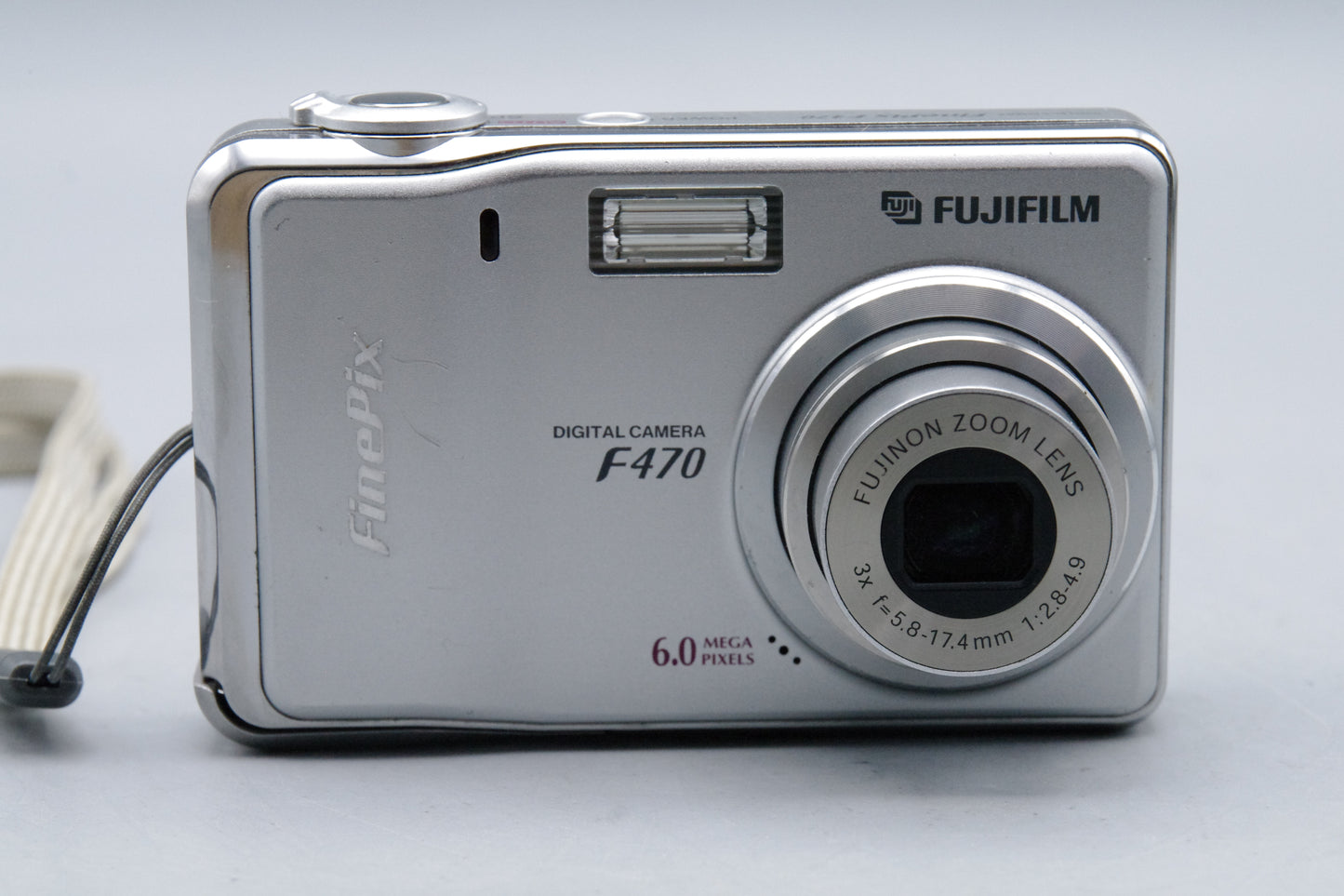 Fujifilm FinePix F470 6MP Digital Camera – Tested & Working – Silver – Very Good
