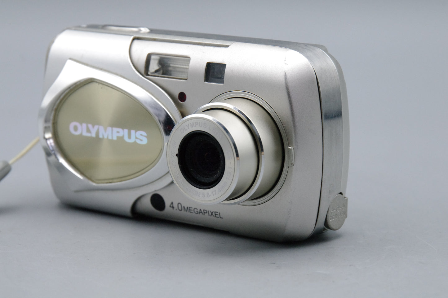 Olympus MJU 400 4MP Digital Camera – Tested & Working – Very Good Condition