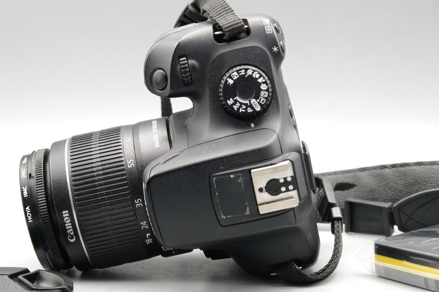 Canon EOS 4000D DSLR 18MP Kit w/ 18-55mm IS II Lens battery and charger