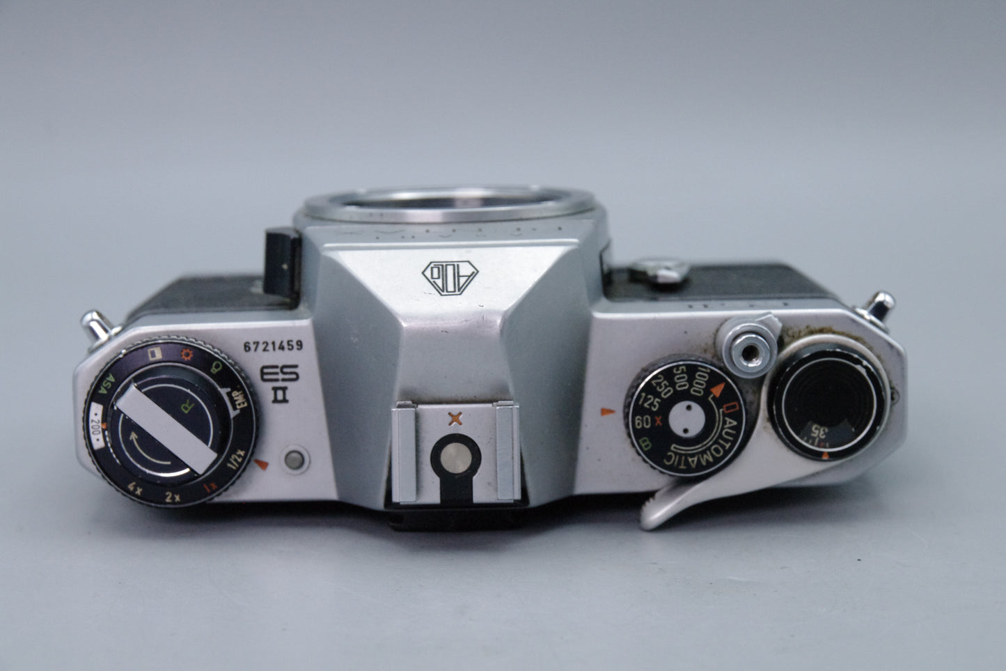Pentax ESII 35mm SLR Film Camera – Shutter OK – Mirror Fault – Spares or Repair