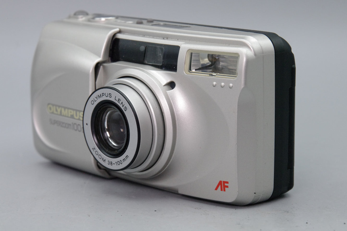 Olympus SuperZoom 100G 35mm Film Camera – Tested &amp; Working – Excellent