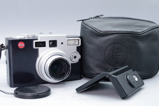 Leica Digilux 1 4MP Digital Camera – Leather Case &amp; Screen Cover – Excellent