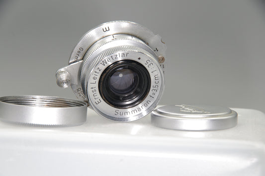 Leitz Summaron 35mm F3.5 L39 Lens with both caps – Excellent