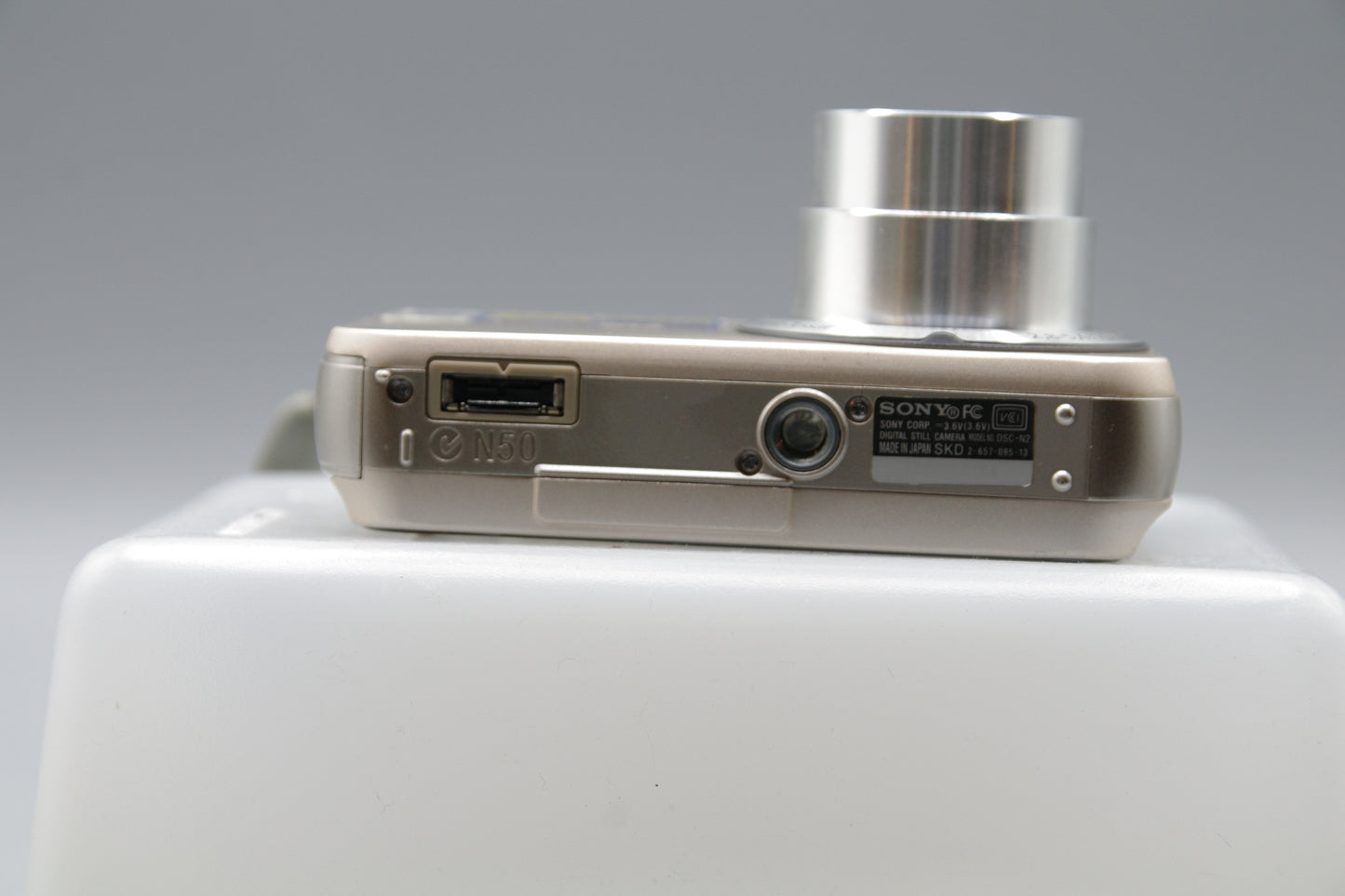 Sony Cybershot DSC-N2 10.1MP Compact Camera - Excellent