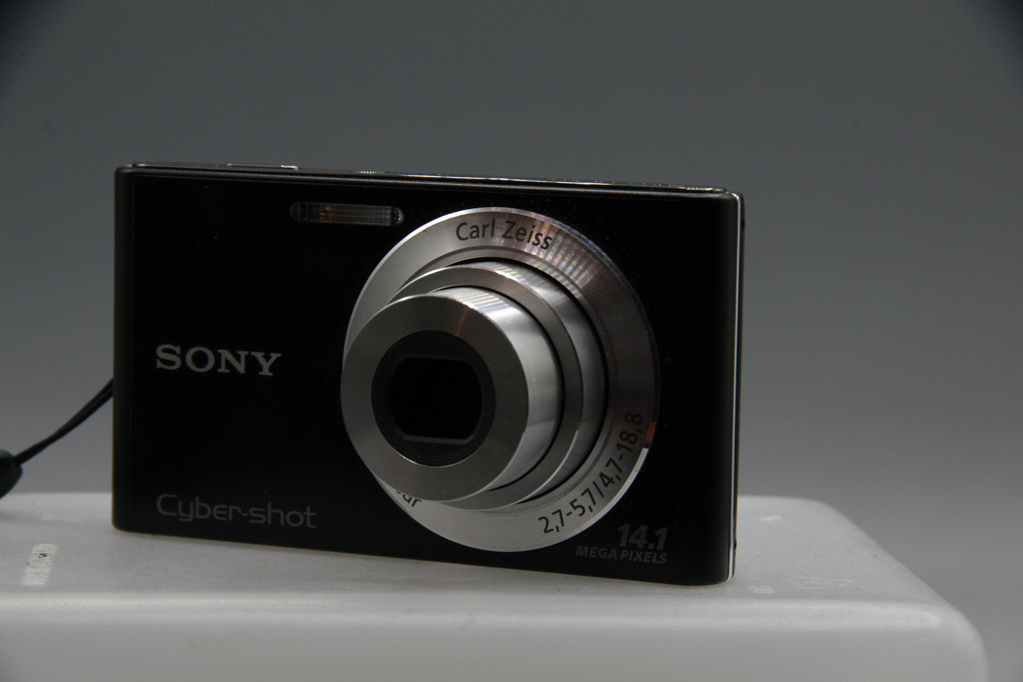 Sony Cyber-shot DSC-W320 14.1MP Compact Digital Camera - Excellent