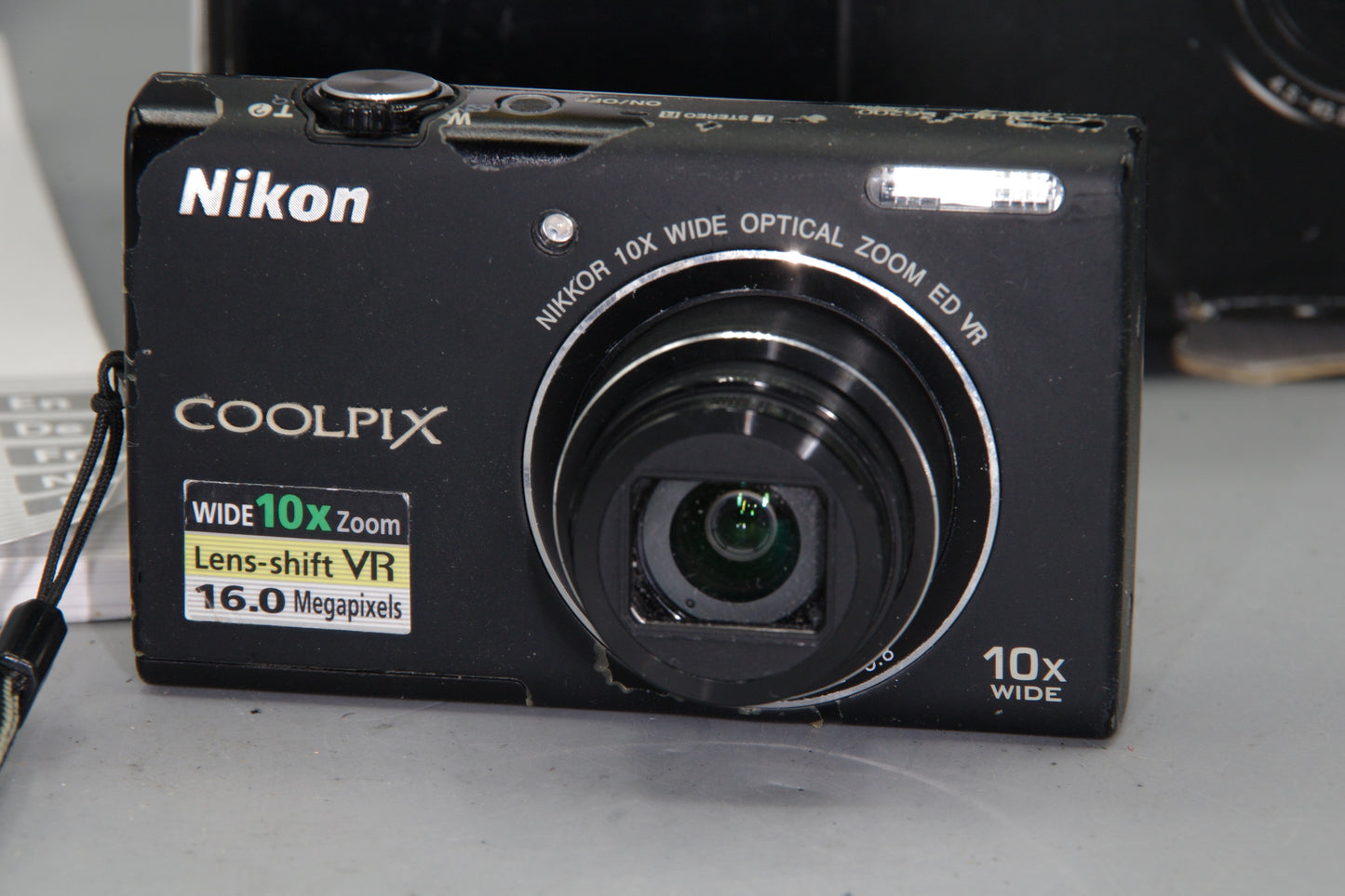 Nikon Coolpix S6200 16MP Compact Digital Camera 10x Zoom Boxed