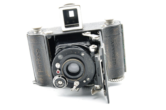 Voigtlander Perkeo Folding Camera with Skopar 5.5cm F/3.5 Lens