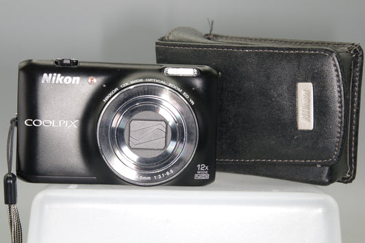Nikon Coolpix S6400 16MP 12x Digital Compact Camera