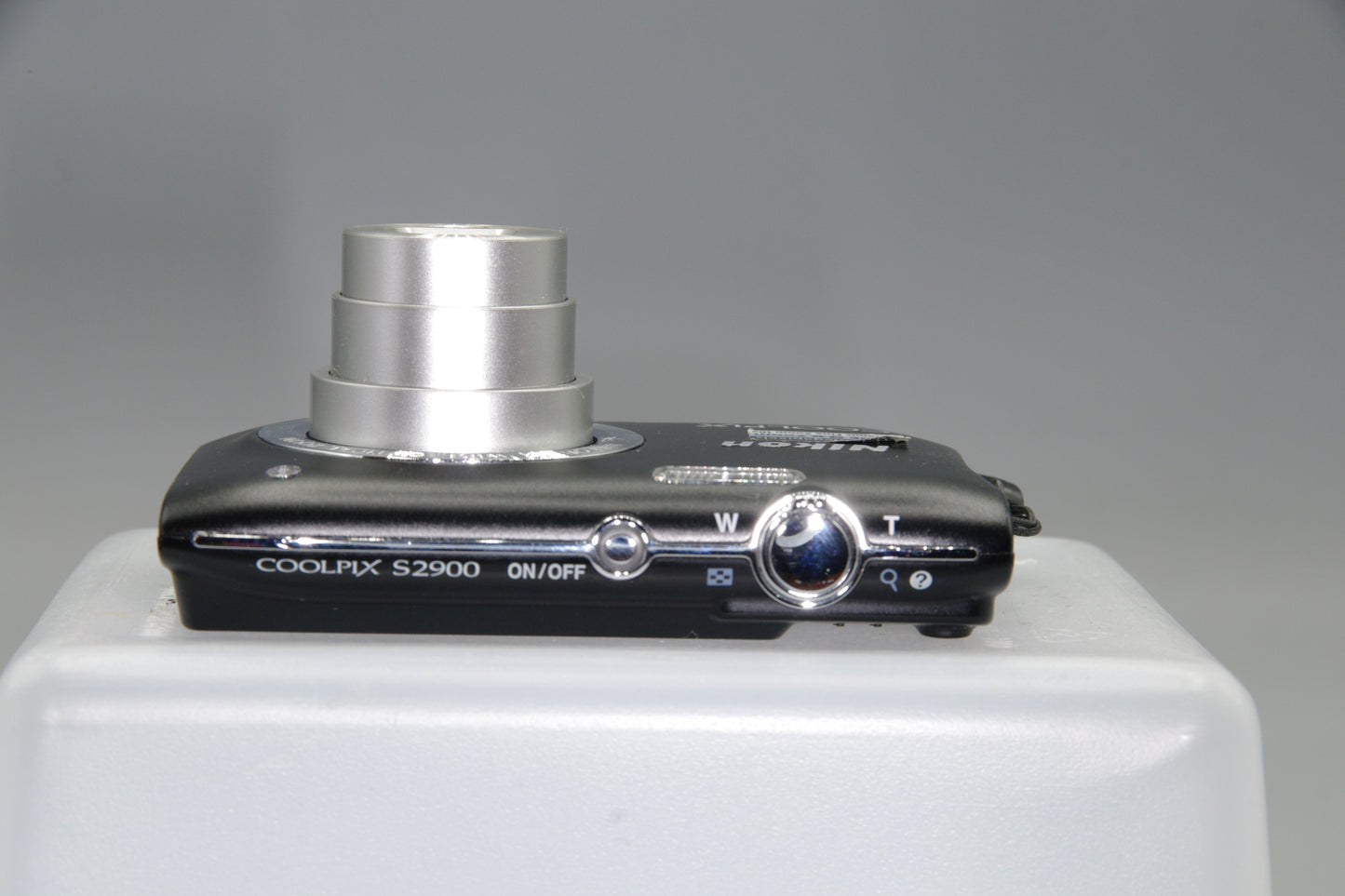 Nikon Coolpix S2900 20MP Compact Digital Camera Purple 5x Zoom Excellent