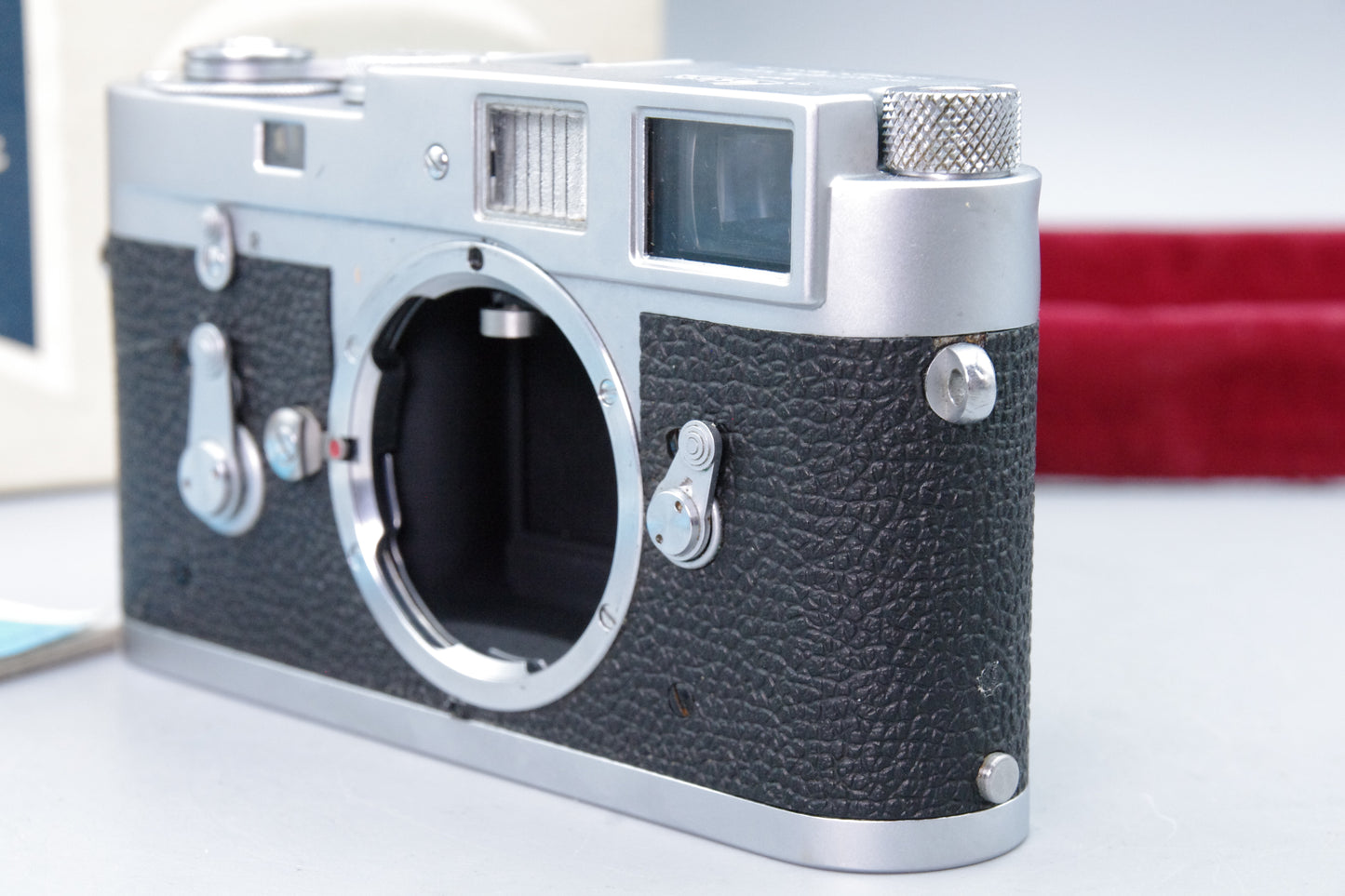 Leica M2 Rangefinder Body – 1962 – Matching Serial Box & Instructions – VGC