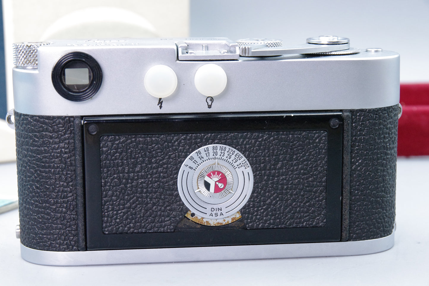 Leica M2 Rangefinder Body – 1962 – Matching Serial Box & Instructions – VGC
