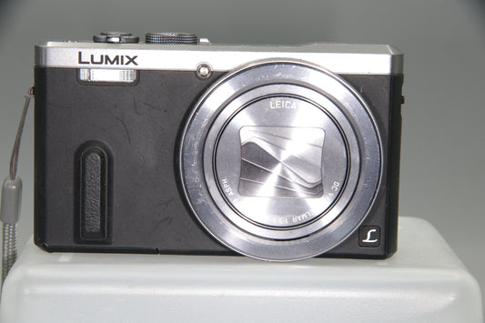 Panasonic Lumix DMC-TZ60 – 18.1MP – Leica 30x Zoom – GPS  Wi-Fi
