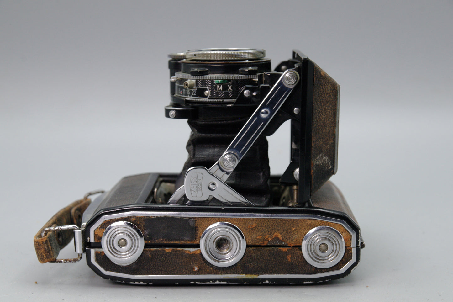 Zeiss Ikon Super Ikonta 531 – Tessar 75mm f/3.5 – Folding Rangefinder
