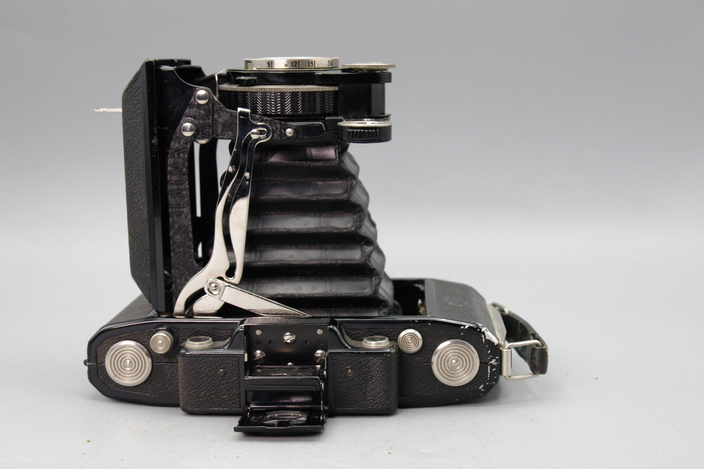 Zeiss Ikon Super Ikonta 530/2 – Tessar 10.5cm f/4.5 – Folding Camera – VGC