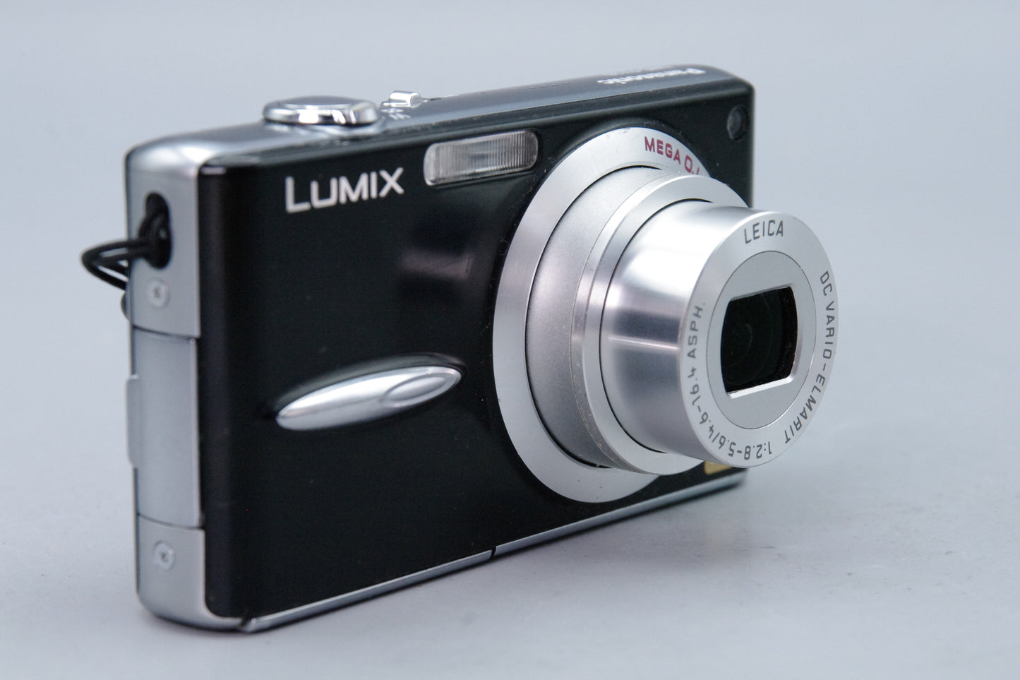 Panasonic Lumix DMC‑FX30 Digital Camera – 7.2MP – Excellent Condition – Tested