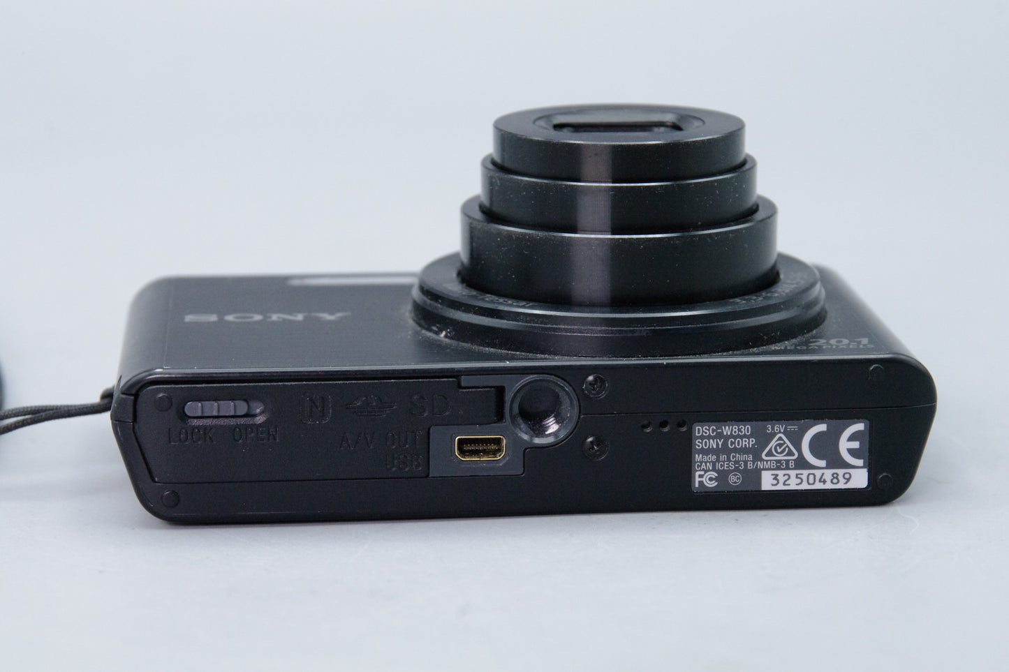 Sony Cyber‑shot DSC‑W830 20.1MP Compact Digital Camera – Excellent Condition