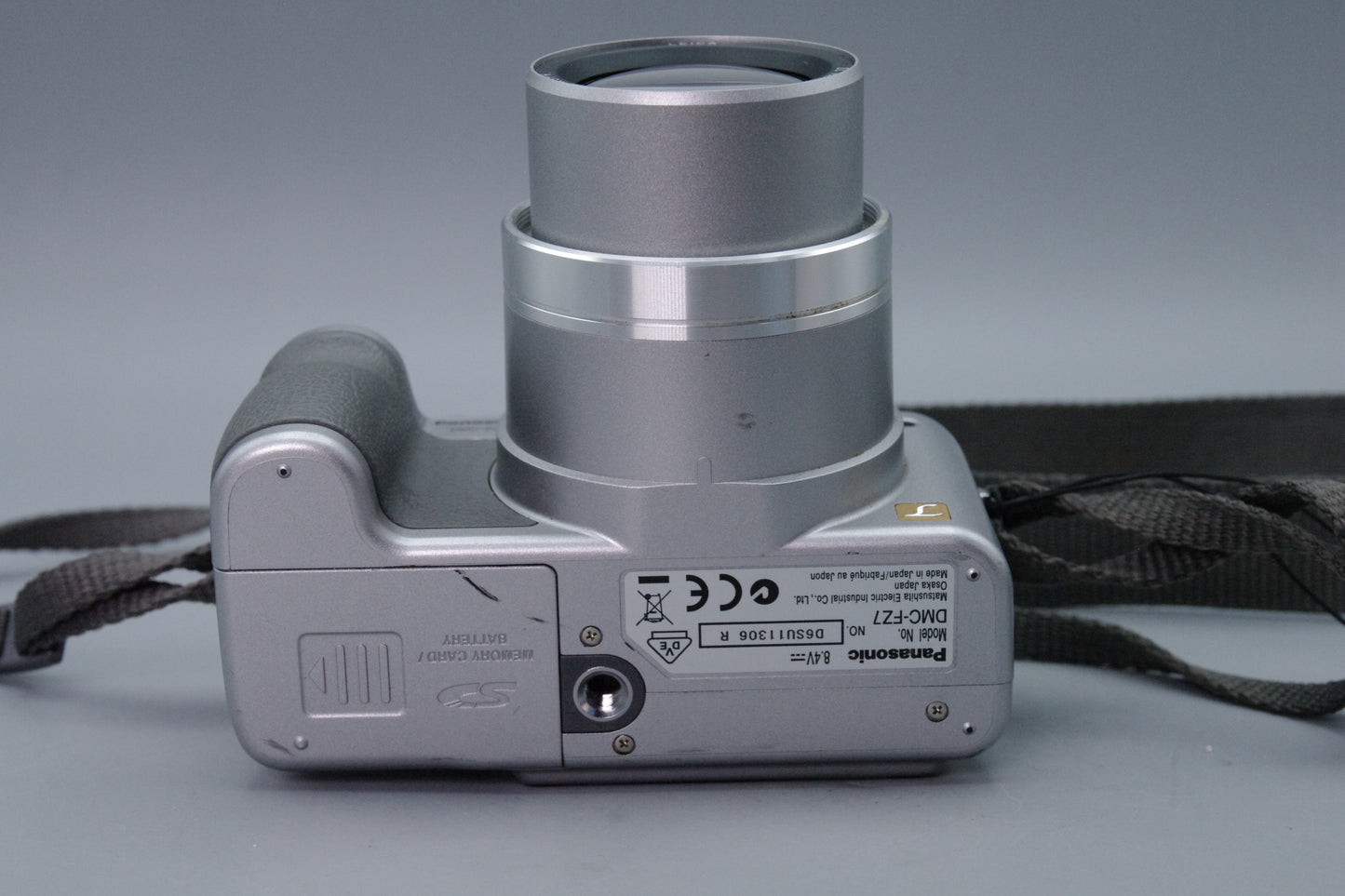 Panasonic Lumix DMC‑FZ7 6MP Bridge Camera – Leica 12× Zoom – MEGA O.I.S – Silver