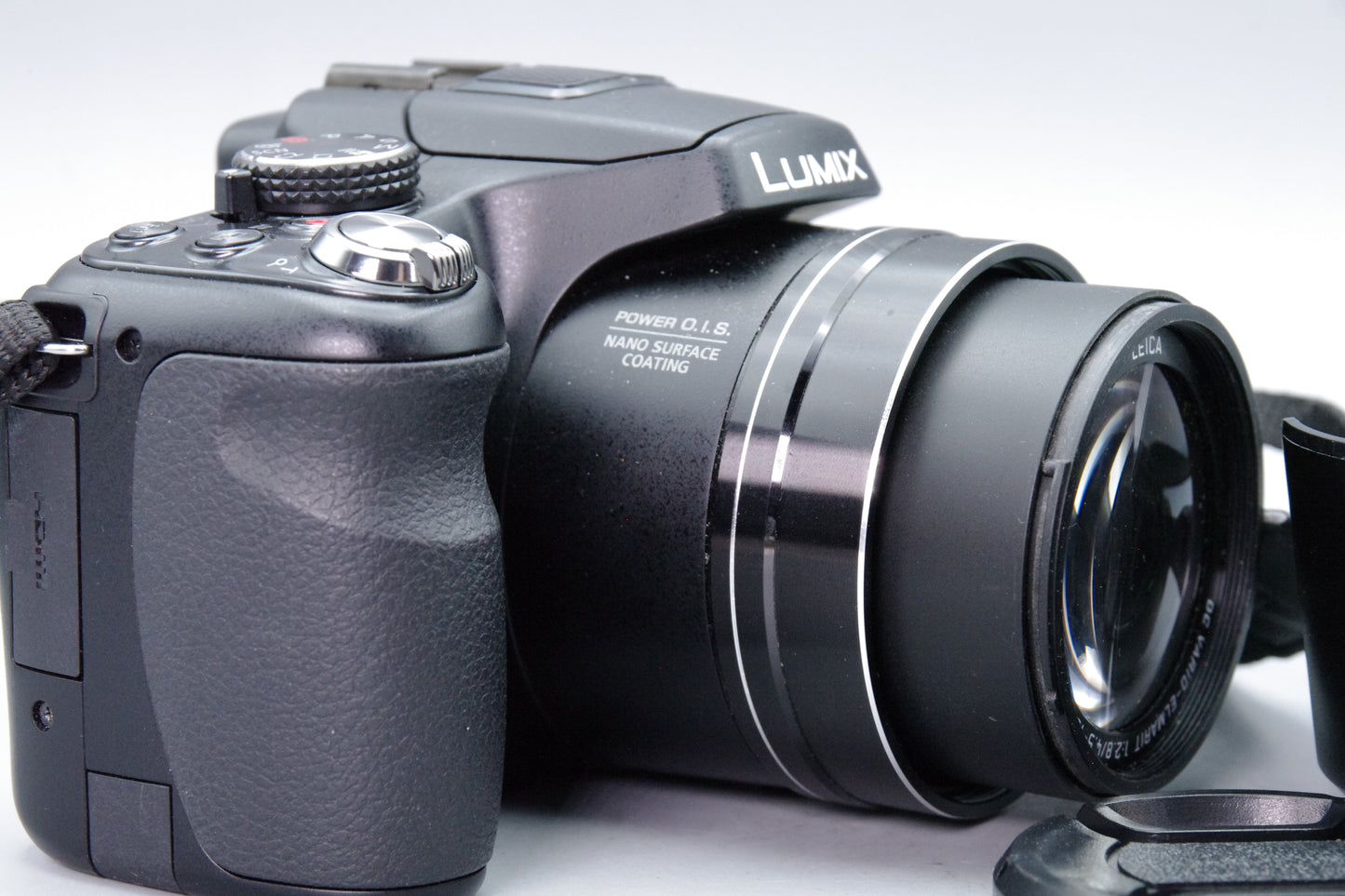 Panasonic Lumix DMC‑FZ200 12MP Bridge Camera  – Excellent Condition