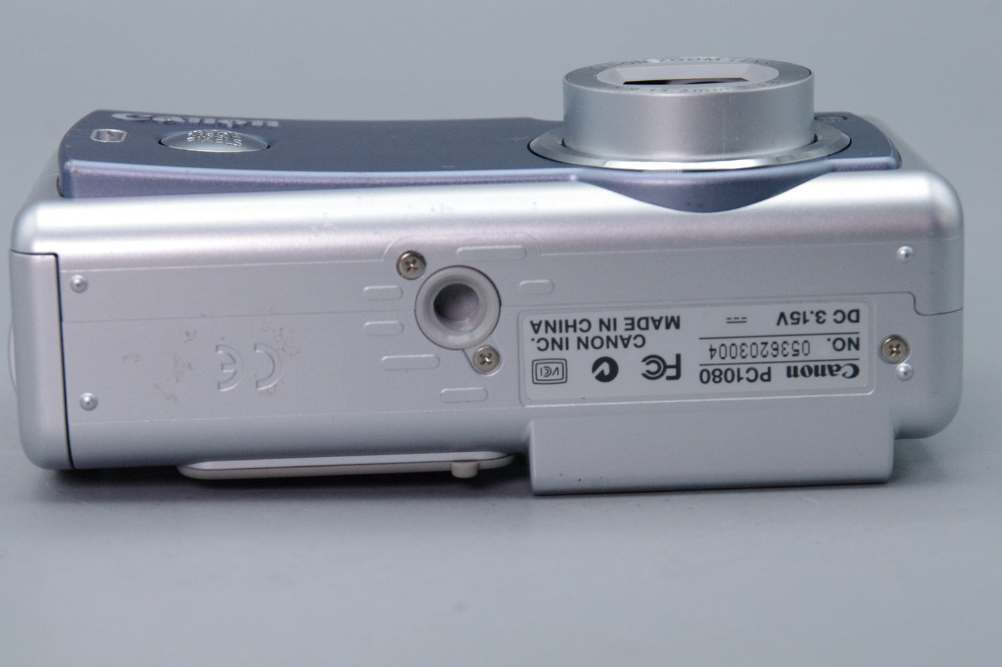 Canon PowerShot A400 Digital Camera – Silver – 3.2MP – Excellent Condition