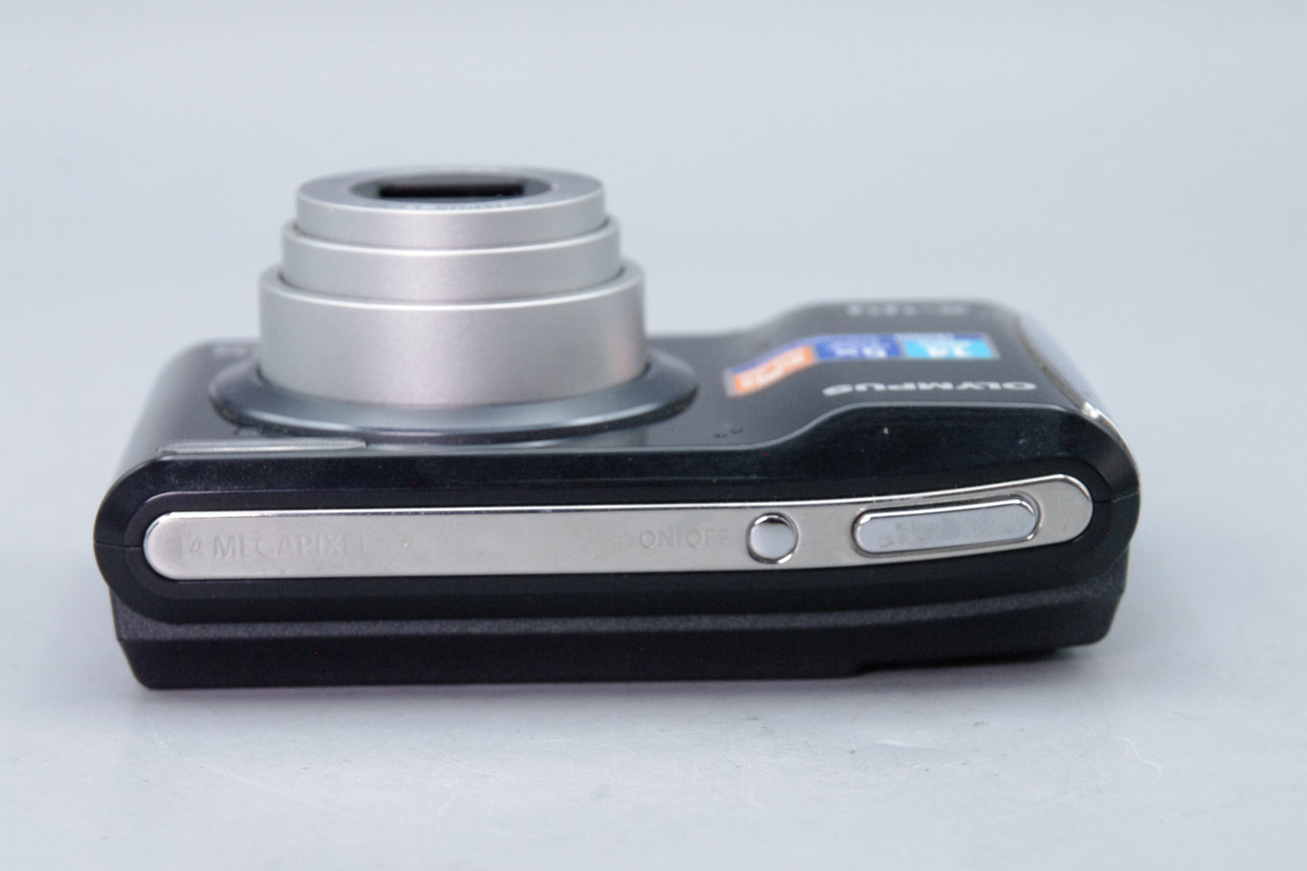 Olympus X-44 Digital Camera – 14MP – 5x Zoom – Compact – VGC – Tested