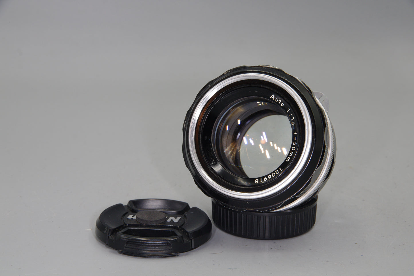 Nikon Nikkor-S 50mm f/1.4 Non-AI Lens - F Mount - Vintage - Very Good